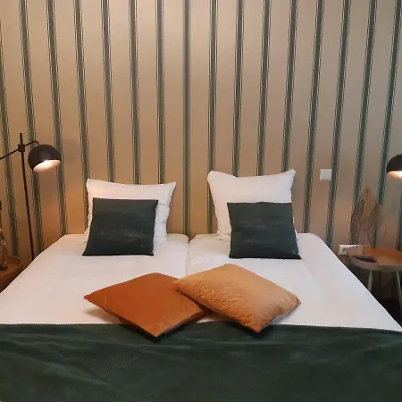 Johannes Vermeer Hotel 3*