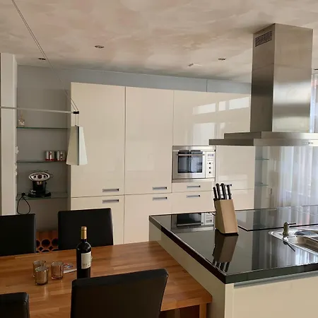 Johannes Vermeer 3* Delft