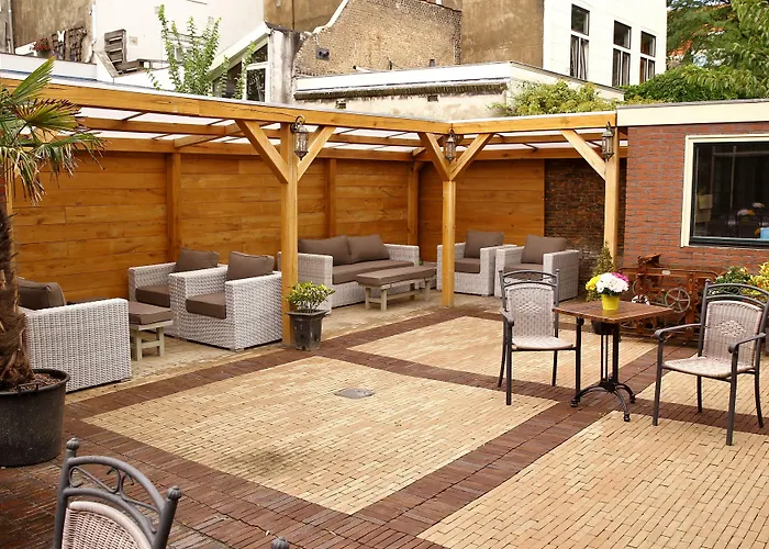 Johannes Vermeer Hotel 3*