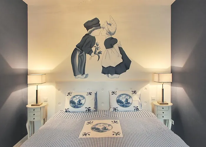 Johannes Vermeer Hotel 3*